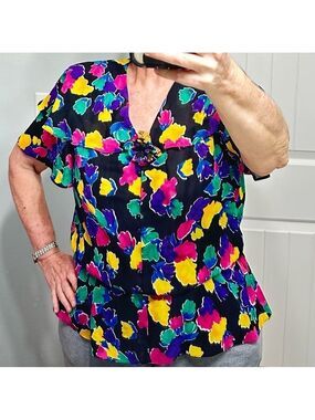 Liz Roberts 80’s Floral Peplum Blouse Black w/Colorful Abstract print Size 14